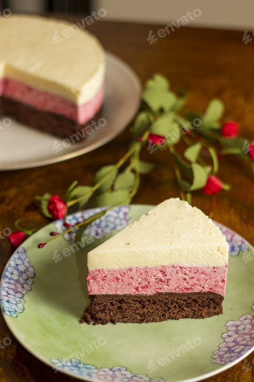 Preview: Delicious Layered Mousse Cake with Floral Decorations