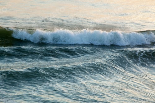 Preview: Ocean Waves With White Foam
