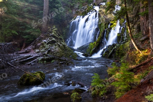 Preview: Beautiful Waterfall In Southern Oregon Shot On A Cold Winter Afternoon With A Bit Of Ice On The