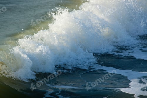 Preview: Ocean Waves In The Morning Light