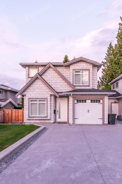 Preview: Houses In Suburb At Summer In The North America.