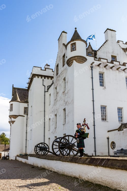 Preview: Pitlochry Scotland - September 12 2019: Stuart The Piper Performing Outside Of Blair Castle In The
