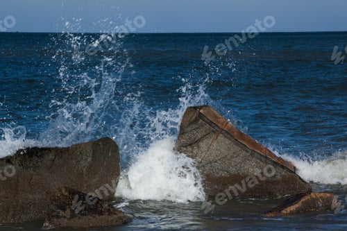 Preview: Ocean Waves Crashing On Rocks At The Shore