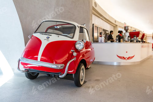 Preview: Jfk Airport, Queens Ny - September 03 2019: Close Up Of The Iconic Bmw Isetta Bubble Car In The Twa