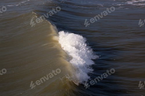 Preview: Ocean Waves In The Morning Light