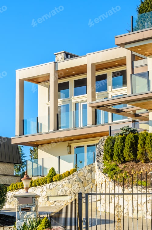 Preview: Luxury House In Vancouver, Canada.