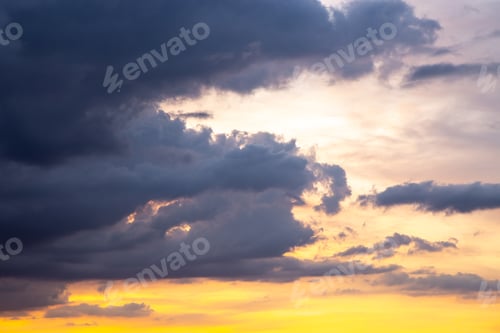 Preview: Dramatic Clouds In The Sky On A Late Afternoon