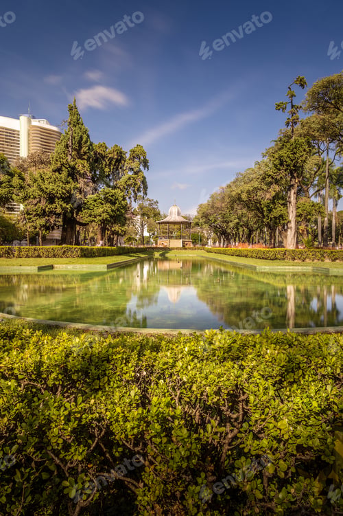 Visualização: Morning Sun In Praca Da Liberdade, And Belo Horizonte, Minas Gerais.
