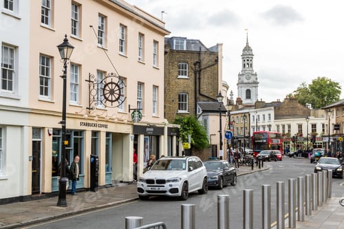Preview: London - September 05 2019: Starbucks On One Of The Main Streets Of Greenwich, London September 05