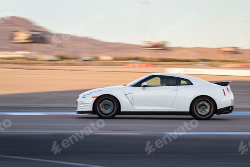 Preview: Las Vegas Nevada - December 09 : Nissan Gtr Going Around The Track At The Las Vegas Motor Speedway