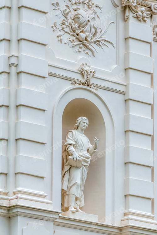 Preview: Linderhof, Munich, Germany