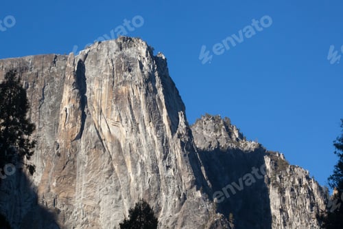 Preview: Mountain In Yosemite In The Sunshine