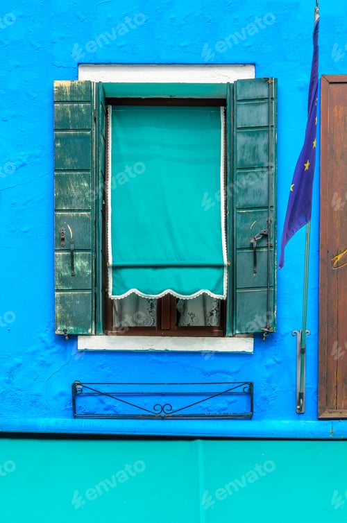 Preview: Beautiful Window Decorated With Flowers In Italy
