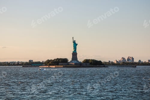 Preview: Us New York Manhattan South Ferry Boat Staten Island Statue Of Liberty Sunset View