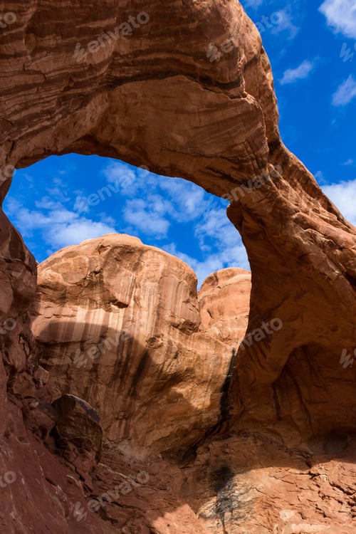 Preview: Look Up At The Shelf Forming One Of The Arches In The Double Arch Feature