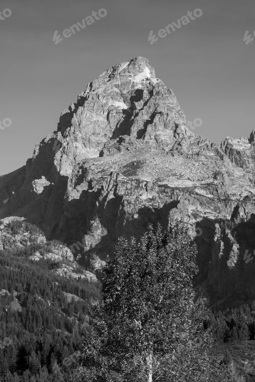 Preview: Rugged Mountains In The Sunshine