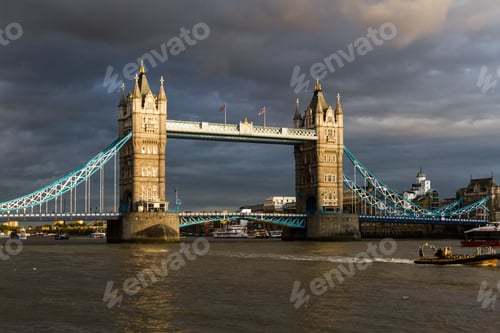 Preview: London - September 06 2019: Dark Clouds Behind The Iconic Tower Bridge With A Bit Of Afternoon
