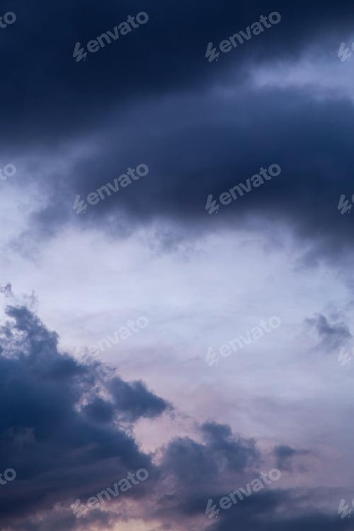 Preview: Dramatic Clouds In The Sky On A Late Afternoon