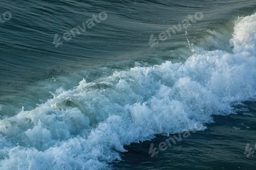 Preview: Ocean Waves In The Morning Light