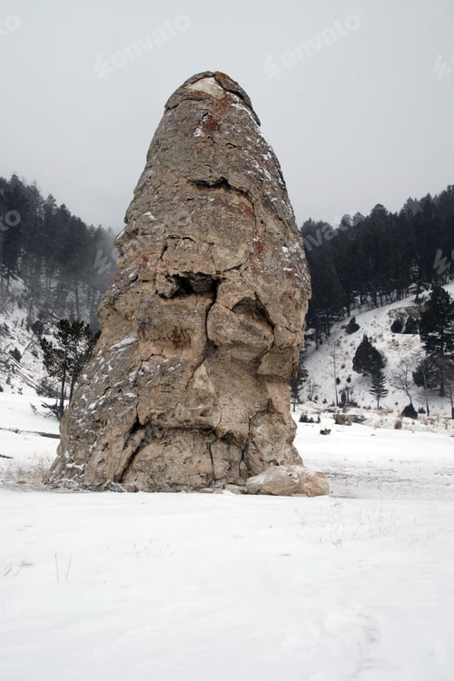 Preview: Hot Spring Leftover From Yellowstone