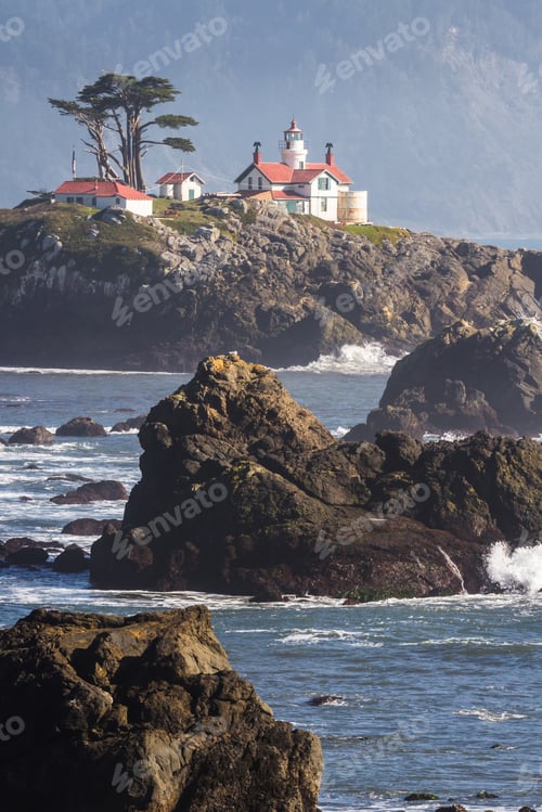 Preview: Tidal Island Justoffshore Crescent City California Home To One Of The Most Visited Structures In