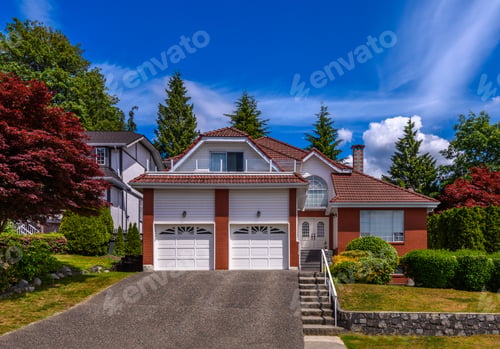 Preview: A Perfect Neighborhood. Houses In Suburb At Summer In The North America. Fragment Of A Luxury House