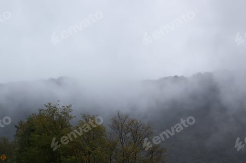 Preview: Morning Mist In The Mountains