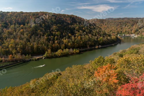 Preview: Overlook Of New River From Hawks Nest State Park In West Virginia In Fall
