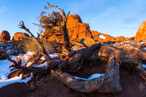 Preview: Beautiful Sunset With North Window Glowing By The Setting Sun Bouncing Off The Red Rock With A Bit