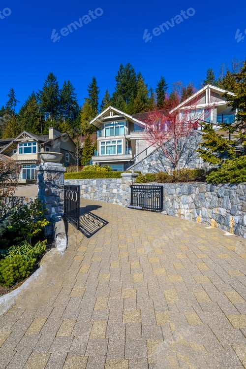 Preview: Luxury House In Vancouver, Canada.