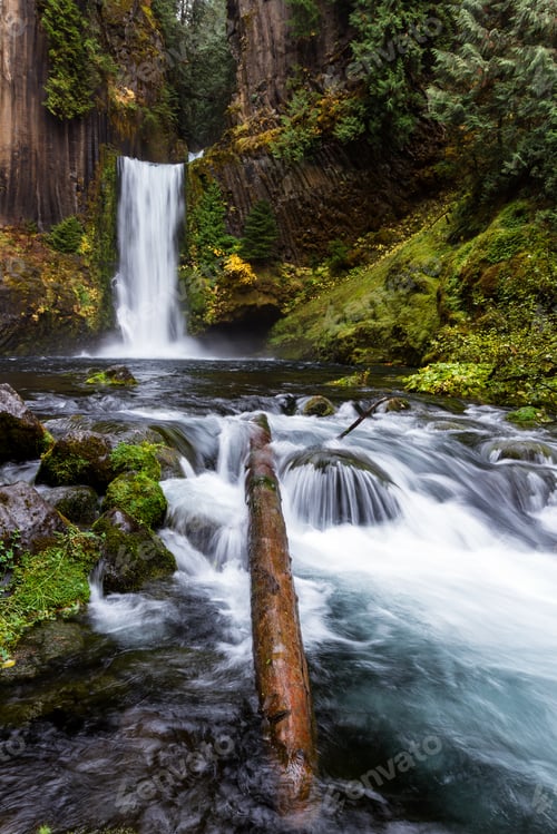 Preview: Carved From Ancient Columnar Basalt The Falls Drop Approximately 120 Feet. Photo Taken On A Cloudy
