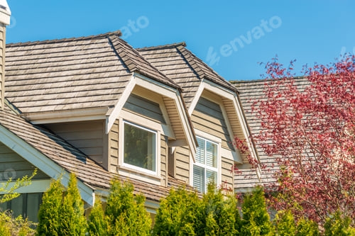 Preview: The Top Of The House Or Apartment Building With Nice Window
