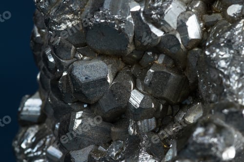 Vista previa: Close Up Of A Stone Known As Iron Pyrite Or The Common Name Of Fools Gold