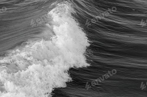 Preview: Ocean Waves In Black And White