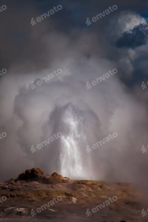 Preview: Geyser Outdoors Spewing Into The Air
