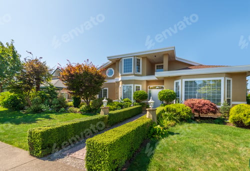 Preview: A Perfect Neighbourhood. Houses In Suburb At Summer In The North America. Luxury Houses With Nice