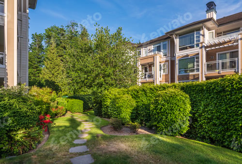 Preview: Modern Apartment Buildings In Vancouver, British Columbia, Canada.