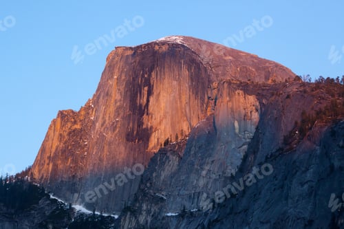 Preview: Yosemite Half Dome In The Warm Evening Light