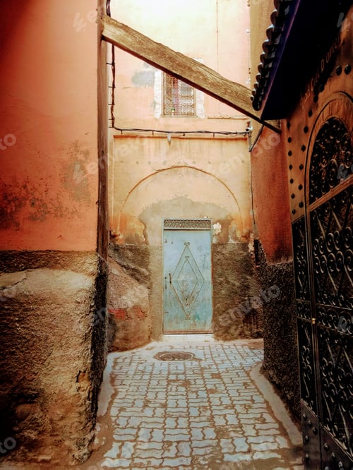 Preview: Moroccan Alleyway Filtered
