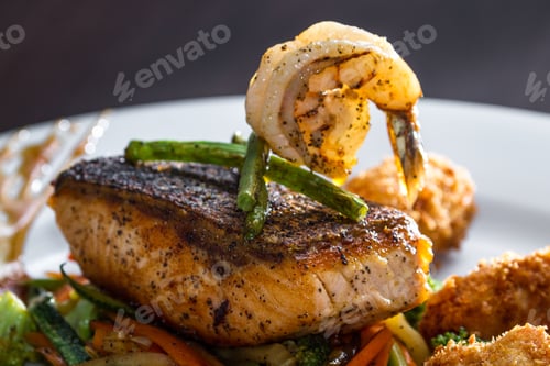 Preview: Delicious Salmon And Vegetables Meal Prepared And Presented Restaurant Style With Fresh Ingredients