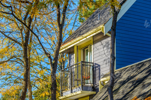 Aperçu: A Perfect Neighborhood. Houses In Suburb At Summer In The North America. Fragment Of A Luxury House