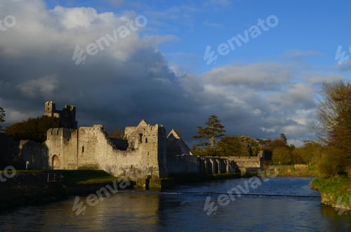 Preview: Gorgeous View Of Desmond Castle Along The River In Ireland.