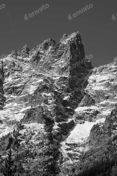 Preview: Mountain Peak With Snow In Black And White