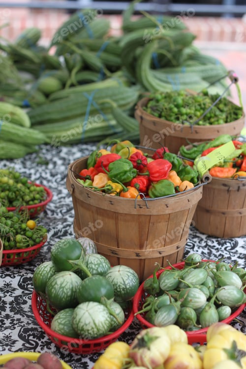 Preview: A Medly Market Display With A Variety Of Fresh Vegetables. 3007