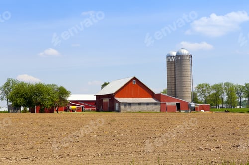 Preview: Traditional Red American Countryside Farm