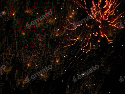 Visualização: _Fogos de artifício explodem à noite 2009 07 04\_167_