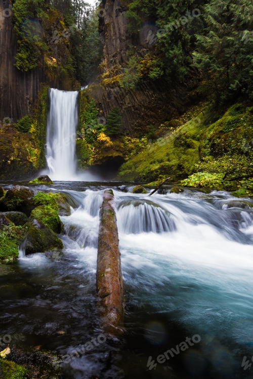 Preview: Carved From Ancient Columnar Basalt The Falls Drop Approximately 120 Feet. Photo Taken On A Cloudy