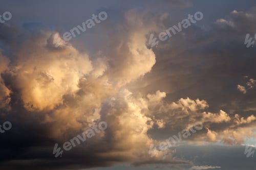 Preview: Abstraction Outdoors In The Clouds