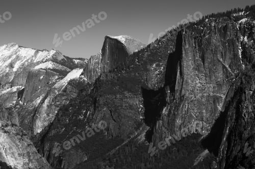 Preview: Yosemite Valley In Winter With Snow