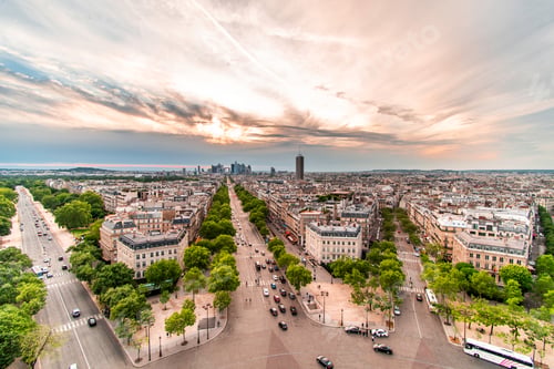 Vista previa: Aerial View Over Paris. Streets, Trees, Buildings And Famous Landmarks. Shot On Top Of The Arch Of